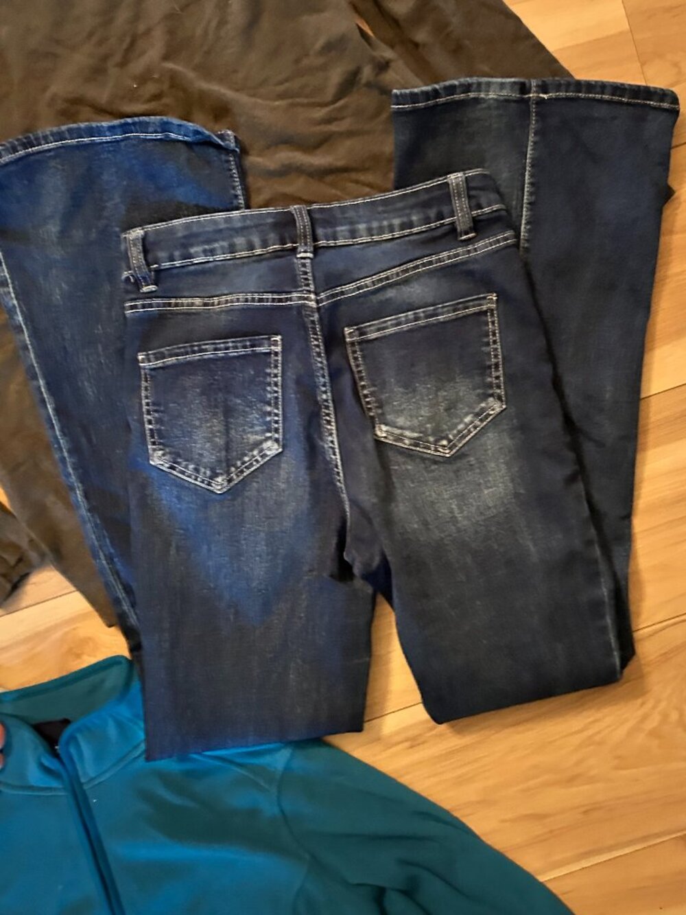 size 3  = 26 womans blue jeans denim pants three stretch jean  flare bell bottom
